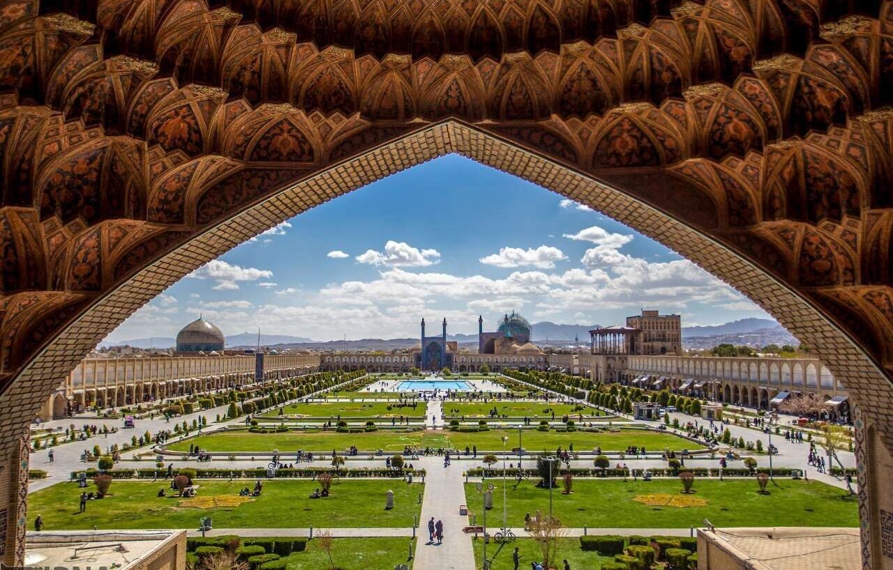 آغاز مرمت طبقه دوم میدان نقش جهان با تایید شورای فنی صندوق احیا آغاز مرمت طبقه دوم میدان نقش جهان با تایید شورای فنی صندوق احیا