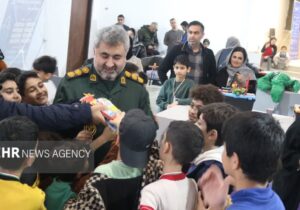 امینی: جوانان ایرانی با اراده و علم دشمنان انقلاب را ناکام گذاشته اند