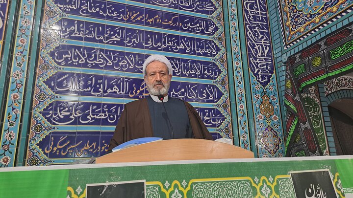 دهشیری: جوانان جهت شرکت در اعتکاف ترغیب شوند