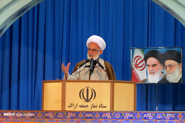 خطیب جمعه اراک: اقتدار ملی در گرو علم و فناوری‌های نوین است