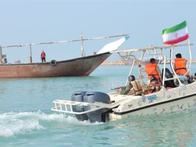 تردد شناورها در سواحل استان بوشهر ممنوع است