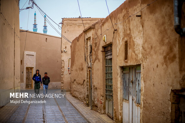 بارش باران پاییزی در یزد