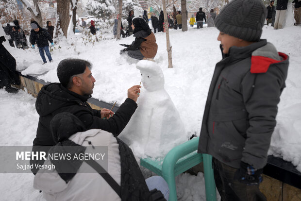 جشن آدم برفی در همدان
