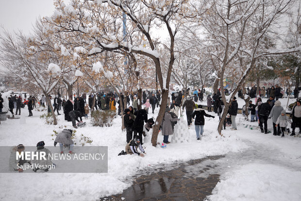 جشن آدم برفی در همدان