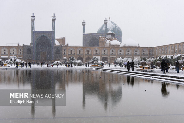 نخستین برف پاییزی در نصف جهان