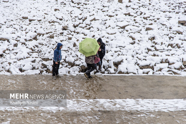 نخستین برف پاییزی در نصف جهان