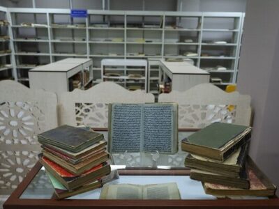 ۳۴۴ نسخه کتاب و سند تاریخی در ارومیه اهدا شد