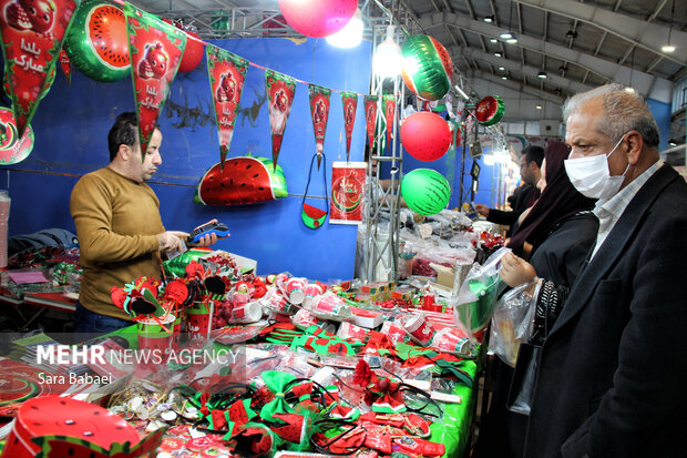 یلدا نزدیک است؛ جلوه‌های نمایشگاهی شب چله در کرمانشاه