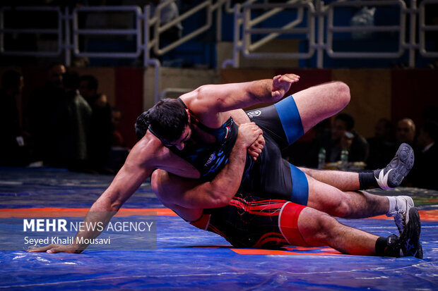 مسابقات کشتی فرنگی قهرمانی بزرگسالان کشور در اهواز