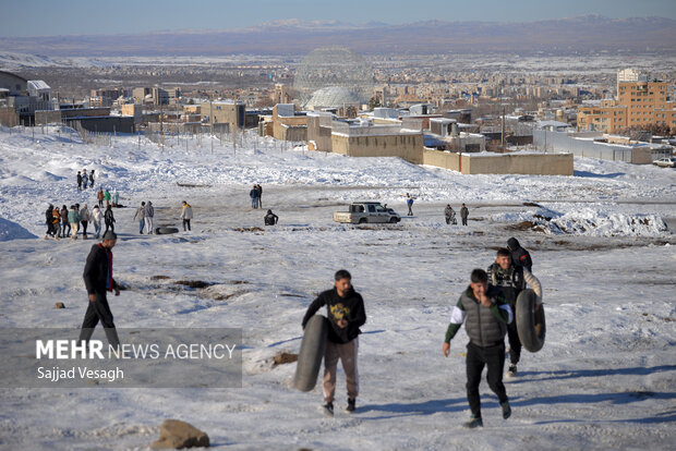 تیوب سواری در همدان