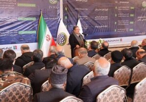 رحمانی: مسیر سرمایه‌گذاری برای فعالان اقتصادی تسهیل شود