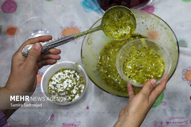 دورهمی یلدایی شهدایی