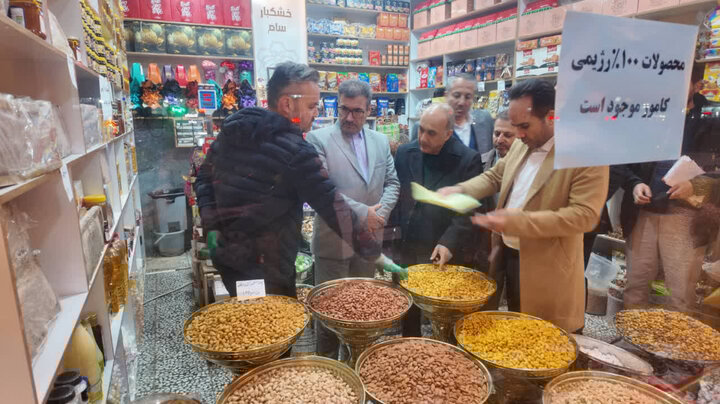 رضایی: گران‌فروشی و نبود برچسب قیمت تخلف است