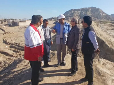 بازدید مدیرکل مدیریت بحران استانداری هرمزگان از نقاط پرخطر روستای طولا