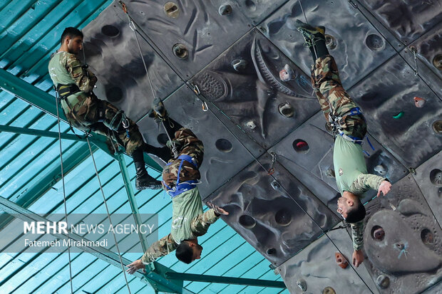 آیین افتتاحیه چهاردهمین‌ المپیاد فرهنگی ورزشی دانشگاه های افسری نیروهای مسلح