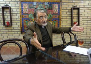 نسخه آل‌اسحاق برای کاهش فشار سنگین بنزین روی کسری بودجه و تورم/ نرخ سوم بنزین چگونه باید تغییر کند تا به طبقه متوسط به پایین، فشار وارد نشود؟