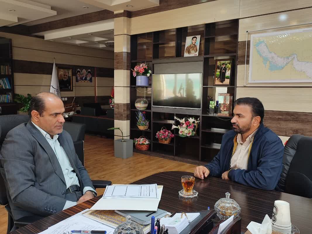 دیدار چهره به چهره فرماندار عسلویه با شهروندان برگزار شد