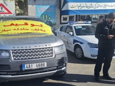 توقیف سواری با سرعت ۲۰۰ کیلومتر توسط تیم‌های ضربت پلیس راه قم