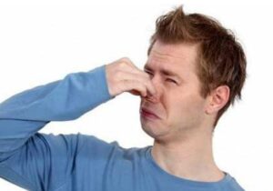 چرا بعضی مواقع محل ناف در بدن انسان بو می‌دهد؟/ ناف یک نفر میزبان باکتری‌ای بود که قبلا فقط در خاک ژاپن دیده شده بود