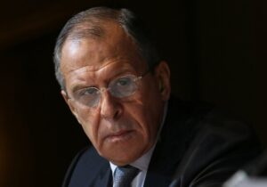 ببینید | پاسخ لاوروف به یک سوال مهم: اگر ایران درگیر جنگی فراتر از جنگ ۱۲ روزه شود، آیا روسیه کنار ایران خواهد ایستاد؟