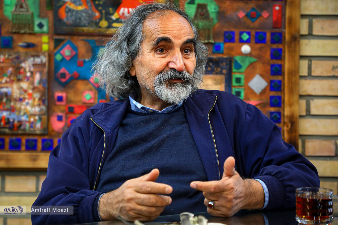 تقی آزادارمکی: طبقه متوسط آسیبدیده نمیتواند بحرانها را مدیریت کند تقی آزادارمکی: طبقه متوسط آسیبدیده نمیتواند بحرانها را مدیریت کند