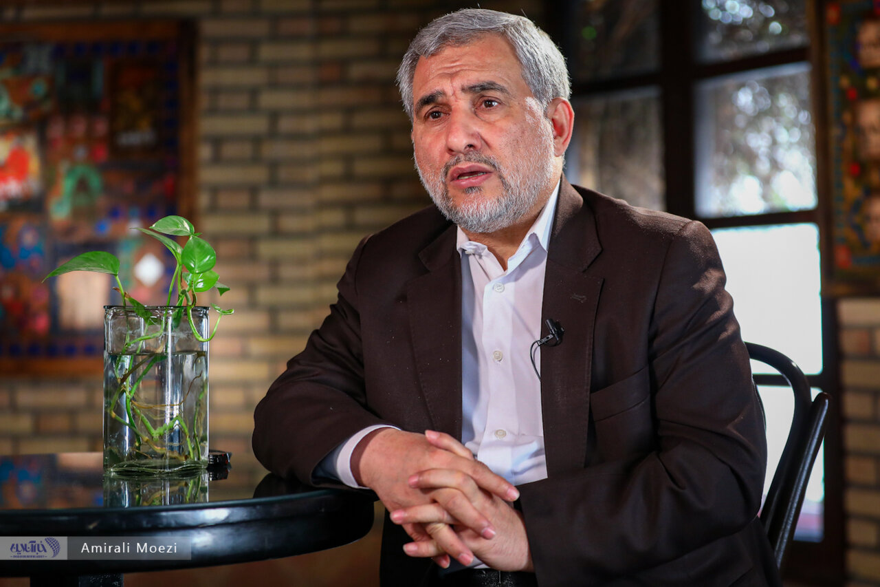 آفت بی نقشگی / محسن اسماعیلی و درس آموزی از نائینی و مطهری برای جبران خلاء تئوریک ایران / آثار خطرناک فقر مبانی نظری و فقدان طرح عملی آفت بی نقشگی / محسن اسماعیلی و درس آموزی از نائینی و مطهری برای جبران خلاء تئوریک ایران / آثار خطرناک فقر مبانی نظری و فقدان طرح عملی