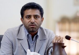 انتقاد نماینده تهران از ماراتن دو کیش؛ مجموعه‌ بانکی اسپانسر بود و لباس توزیع کرد که اجازه استفاده از سامانه‌اش را برای کمک به مردم فلسطین نمی‌داد