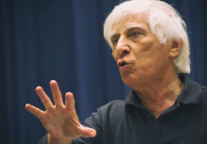 ببینید | نظر استاد زندهیاد بهرام بیضایی درمورد شاهنامه فردوسی