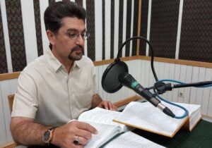 ببینید| وقتی سعدی و فردوسی مهمان برنامه تحویل سال شبکه چهار شدند