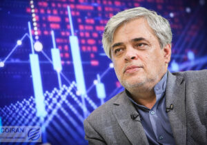 محمد مهاجری: کسانی که به پزشکیان رای داده اند شایسته ترین افراد برای انتقاد از او هستند/ رئیس جمهور نیاز به ملیجک ندارد