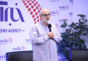 ببینید |  خاطره حسام‌الدین آشنا از سعید امامی؛ او می‌گفت ما مغز حاکمیتیم