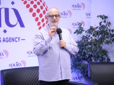 حسام الدین آشنا: توییتر و فیسبوک متهم ۸۸ هستند/ در عرض یک شب تا صبح، ایران میتواند بسته ترین اینترنت جهان شود