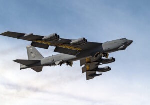 هزینه هر یک ساعت پرواز «بی ۵۲» چقدر است؟