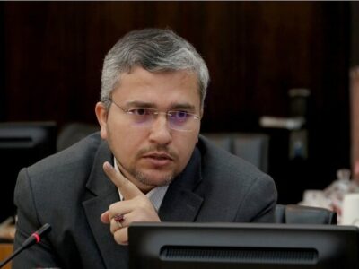 حمله یک نماینده مجلس به حسن روحانی و درخواست از قوه قضائیه/ ابوترابی: قانون بازگشت اموال نامشروع مسئولان به بیتالمال اجرا شود