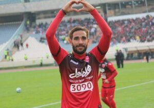 عکس| ستاره سابق پرسپولیس در کویت!