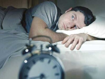 چرا بعد از چُرت، احساس گیجی داریم؟/ راهکارهای بهبود هوشیاری پس از خواب کوتاه