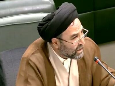 نماینده ارومیه: دولت زیرساختهای بازگشت دانشجویان به کشور را فراهم کند/ اساتید برجسته خارجی به کشور دعوت شوند