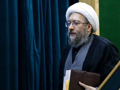 حمله آملی لاریجانیبه FATF؛ شک ندارم که FATF استعماری است؛ آن را تایید نکردیم/ بانک سپه هم ناتراز است/ تأسیس بانکهای خصوصی در زمان احمدینژاد غلط بود