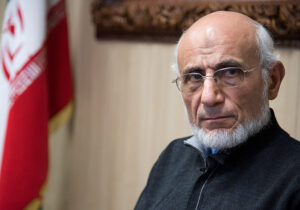 میرسلیم: جنگ تمام نشده است/ تضعیف بودجه فرهنگ رضایت به توطئههای دشمن است/ اقدامات تخریبی دشمن را در بیبند و باری فضای مجازی مشاهده میکنیم