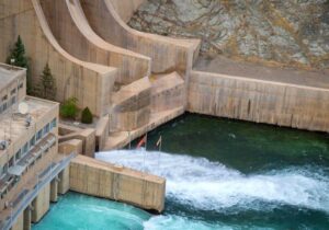 ببینید | حرفهای تلخ مدیرعامل آبفای اصفهان: سد زایندهرود فقط ۸ درصد ذخیره دارد