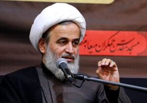 پناهیان: پس از جنگ ۱۲ روزه در برخی کشورها نام رهبر ایران را در زمین فوتبال می آورند یا در کنسرت می خوانند/ در کشور نباید حتی یک غرب زده داشته باشیم