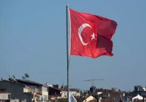 ترکیه، نمایندگان اوکراین و روسیه را به دلیل حملات به دریای سیاه فراخواند