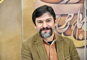 درباره استادان کج نشین