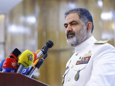 فرمانده نیروی دریایی ارتش هشدار داد: دشمن هر لحظه منتظر غافلگیری جدید باشد