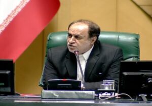 درخواست حاجی بابایی از دولت: حال اقشار کم درآمد خوب نیست/ به مردم اطلاعرسانی کنید تا متوجه شوند که چه اتفاقی در حال رخ دادن است