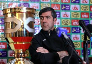 ببینید | عذرخواهی مدیر عامل تراکتور از کریم باقری