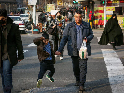 نرخ رشد اقتصاد نیمه اول امسال بدون نفت منفی ۰.۵ درصد شد / با نفت؛ ۰.۱ درصد