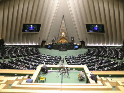 عضو فراکسیون زنان مجلس: لایحه حمایت از زنان به زودی در صحن بررسی میشود/ مجلس و دولت قانون حجاب را ابلاغ و اجرایی کند