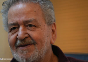 ببینید | طعنه سنگین عابدینی به بیرانوند؛ سواد اجتماعیاش پایین است!