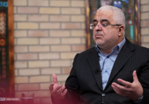 نماینده سابق مجلس؛ مبادا روزی بیدار شویم که خیلی دیر باشد/ اعتراضات بازار گوشهای از خشم فروخفته مردم است/ امیدوارم خونی از دماغ کسی نیاید